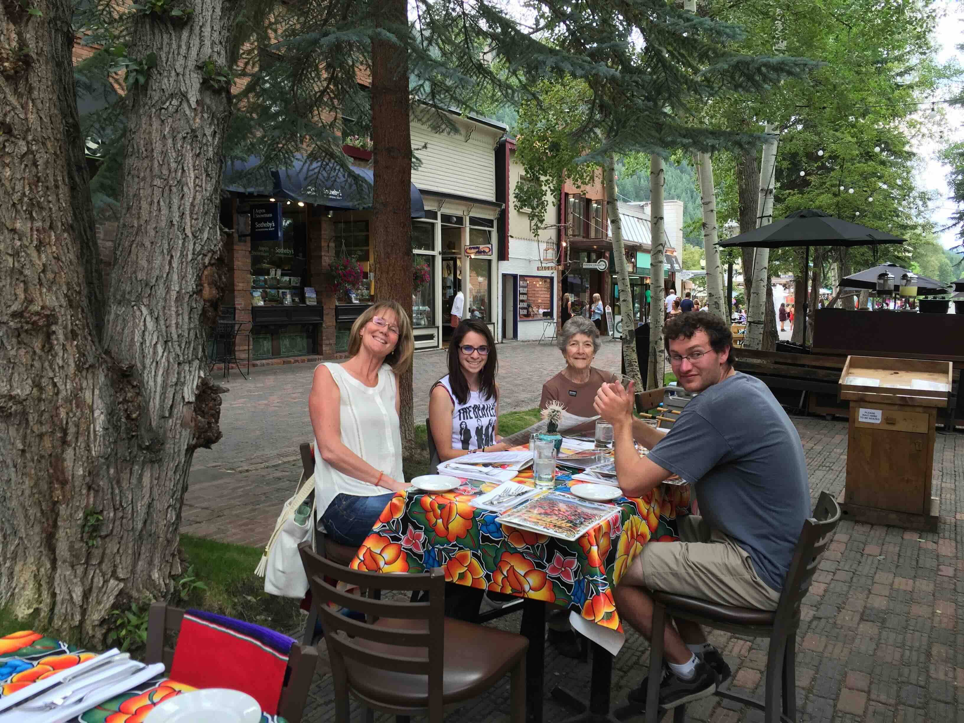 Aspen lunch